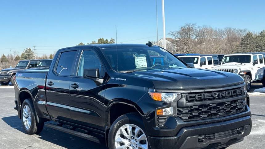 2023 Chevrolet Silverado 1500 Custom — Pickup Truck — 20,589 mi — Columbus, OH