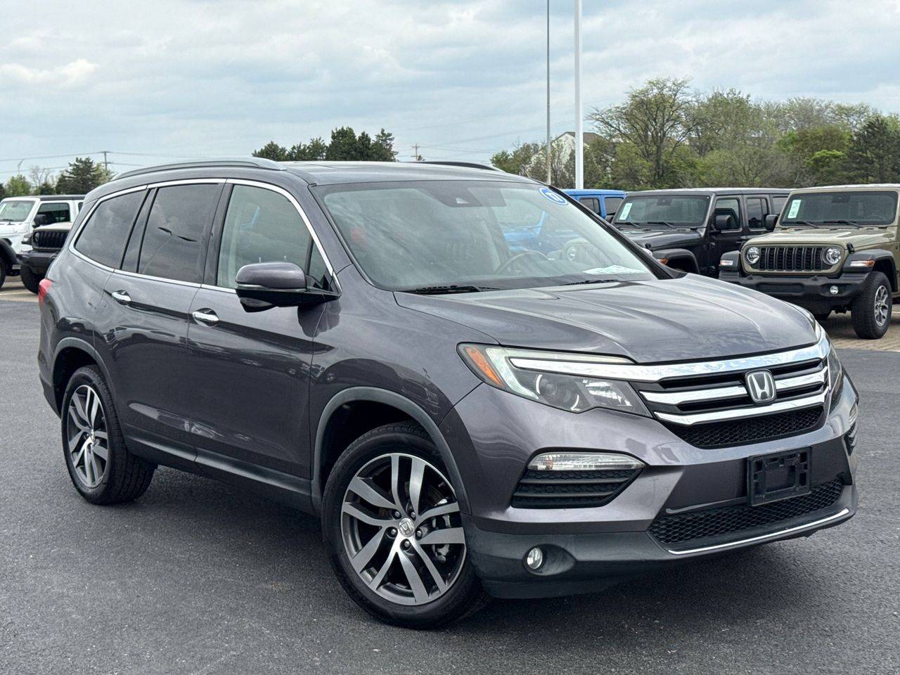 2017 Honda Pilot Touring — SUV — 88,254 mi — Columbus, OH