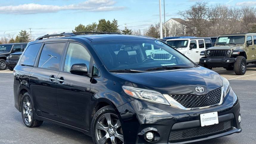 2017 Toyota Sienna SE — Minivan — 103,737 mi — Columbus, OH