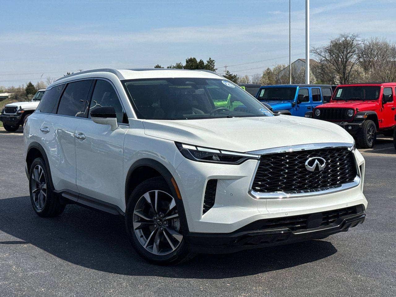 2023 INFINITI QX60 LUXE — SUV — 6,113 mi — Columbus, OH