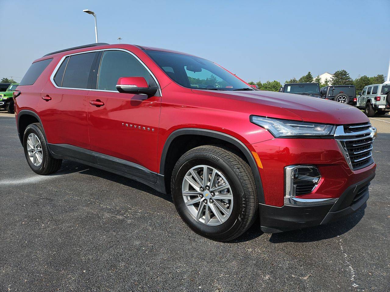 2023 Chevrolet Traverse LT Cloth — SUV — 10,668 mi — Columbus, OH