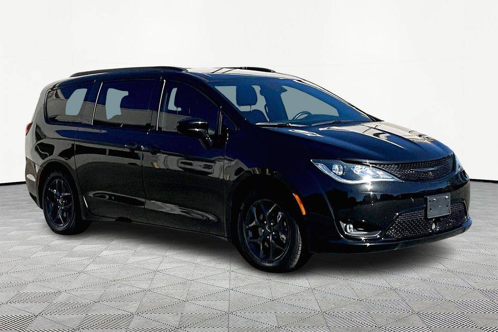 2019 Chrysler Pacifica Touring L Plus — Minivan — 43,276 mi — Huntersville, NC