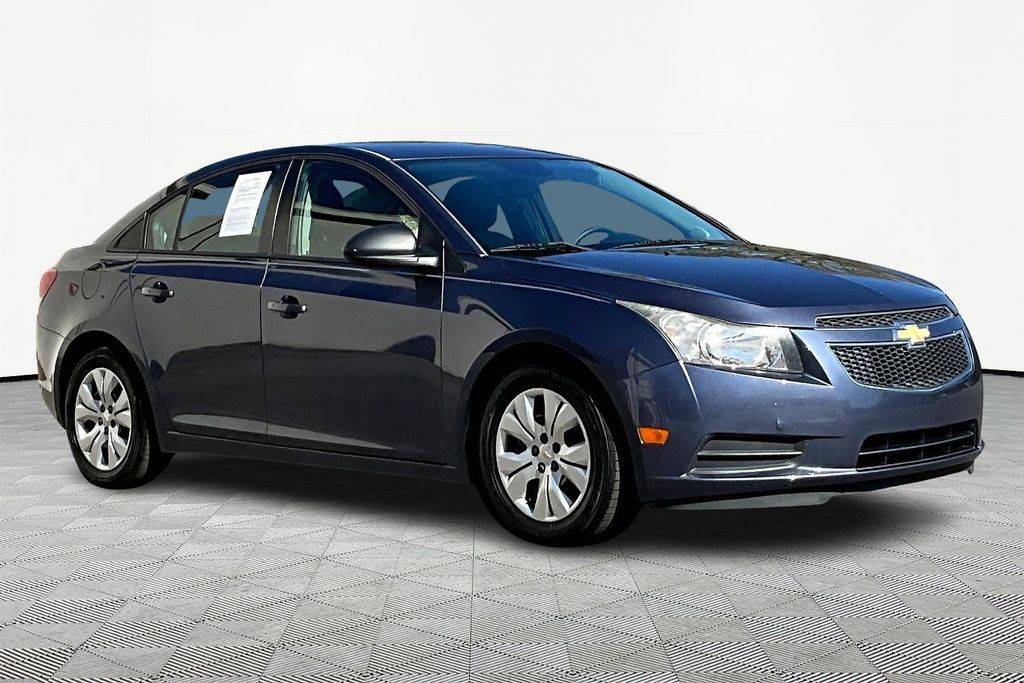 2014 Chevrolet Cruze LS — Sedan — 142,422 mi — Huntersville, NC