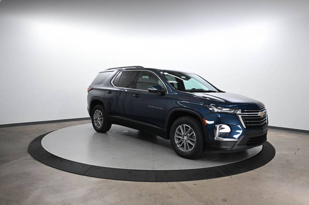 2023 Chevrolet Traverse LT Cloth — SUV — 48,086 mi — Huntersville, NC
