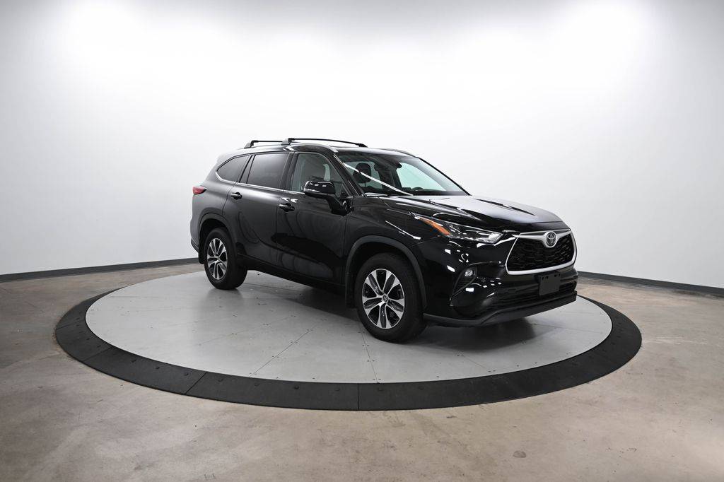2022 Toyota Highlander XLE — SUV — 47,786 mi — Huntersville, NC