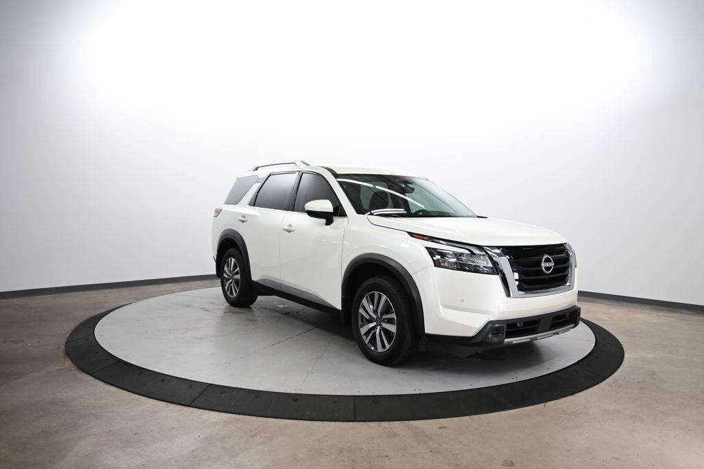 2024 Nissan Pathfinder SL — SUV — 21,912 mi — Huntersville, NC
