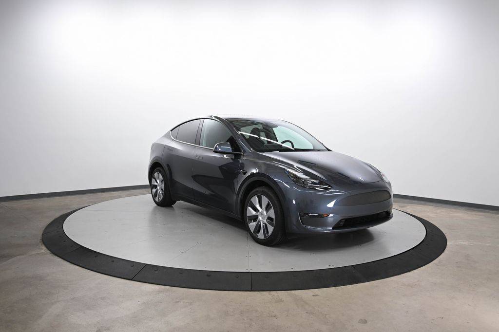 2023 Tesla Model Y Long Range — SUV — 26,639 mi — Huntersville, NC