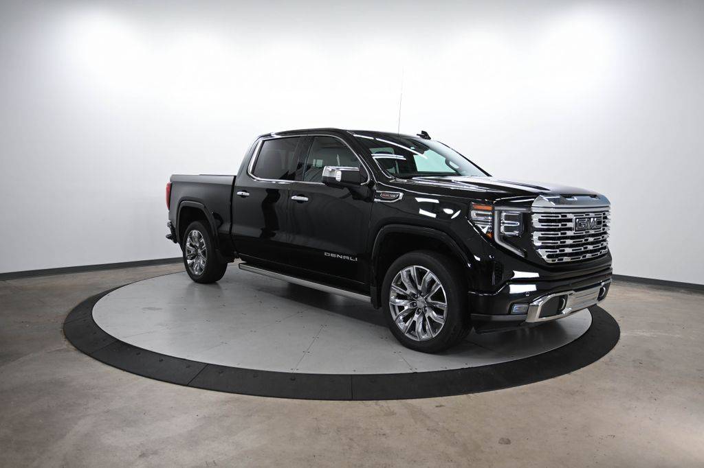 2022 GMC Sierra 1500 Denali — Pickup Truck — 25,241 mi — Huntersville, NC