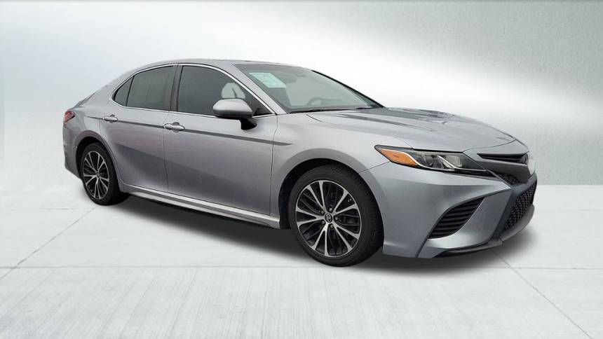2018 Toyota Camry SE — Sedan — 74,797 mi — Miami, FL
