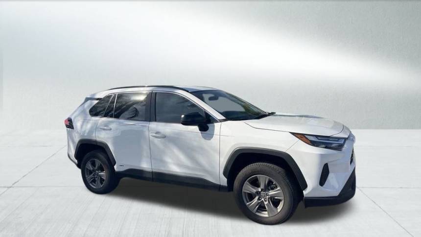 2024 Toyota RAV4 Hybrid LE — SUV — 9,114 mi — Miami, FL