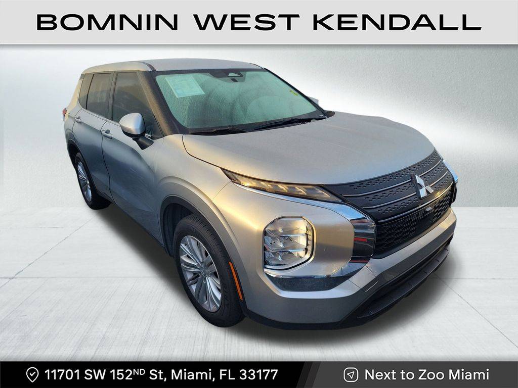 2024 Mitsubishi Outlander ES — SUV — 30,945 mi — Miami, FL