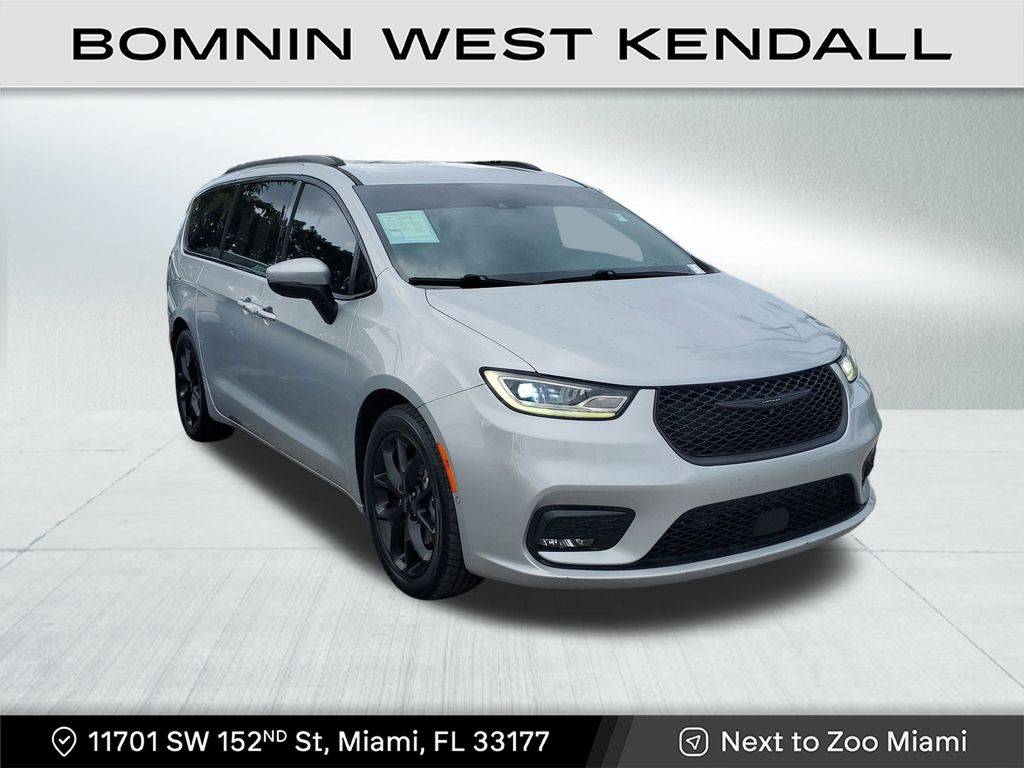 2023 Chrysler Pacifica Touring L — Minivan — 35,505 mi — Miami, FL