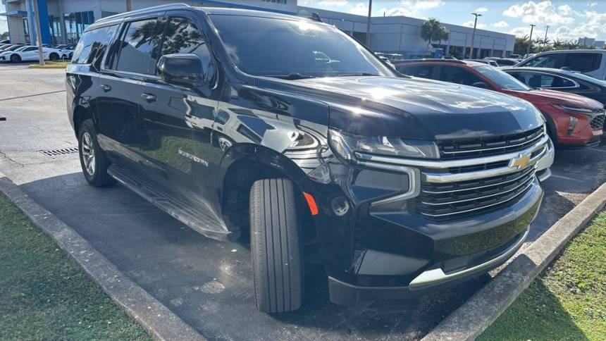 2023 Chevrolet Suburban LT — SUV — 142,752 mi — Miami, FL
