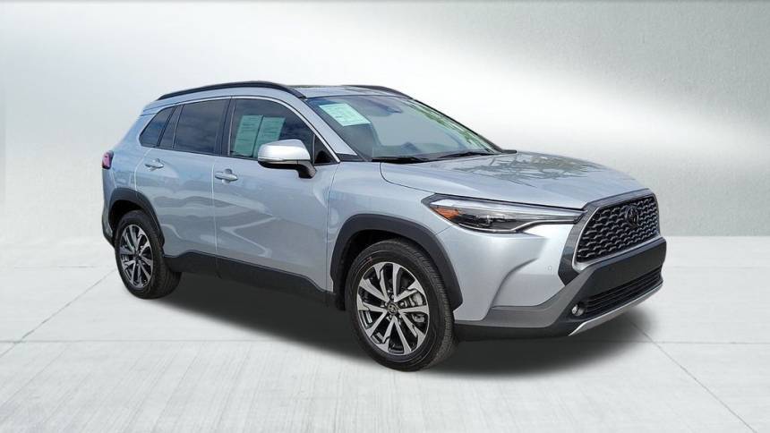 2023 Toyota Corolla Cross XLE