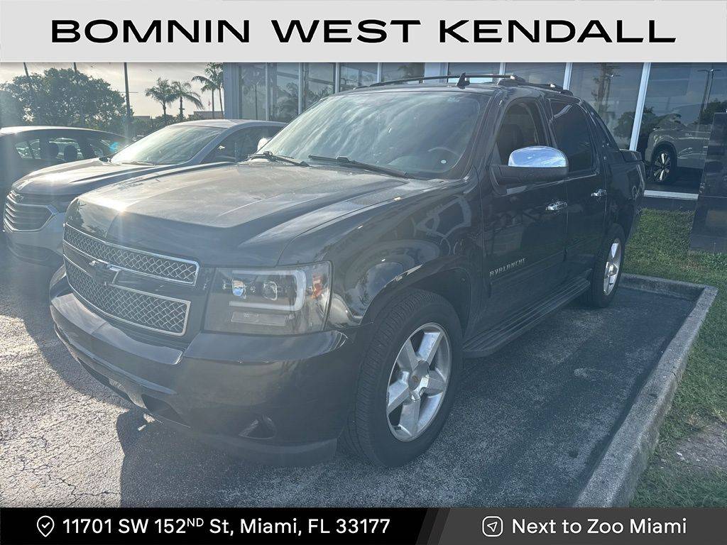 2011 Chevrolet Avalanche LT — Pickup Truck — 149,960 mi — Miami, FL