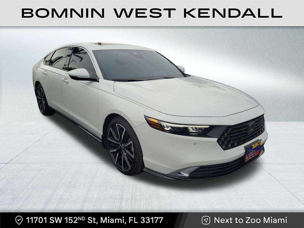 2025 Honda Accord Hybrid Touring — Sedan — 1,586 mi — Miami, FL