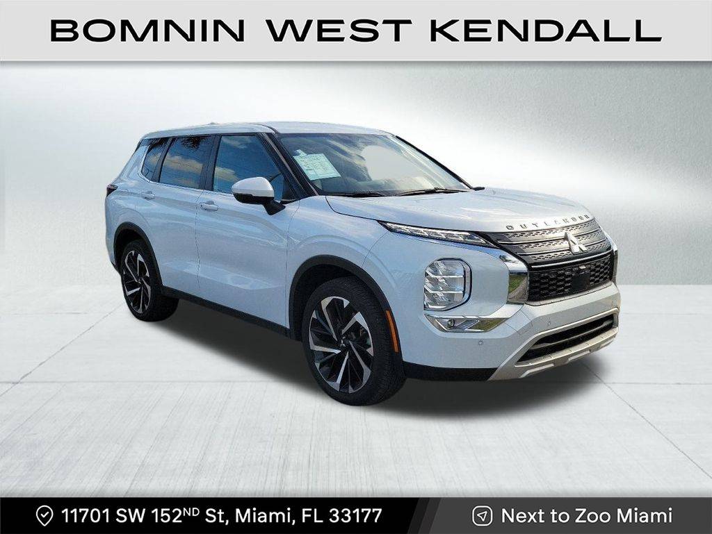 2024 Mitsubishi Outlander SE — SUV — 6,863 mi — Miami, FL