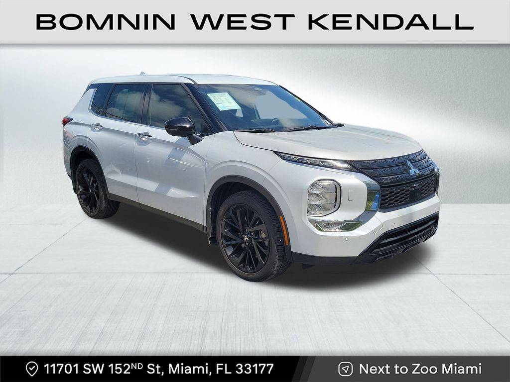2023 Mitsubishi Outlander SE Black Edition — SUV — 28,910 mi — Miami, FL