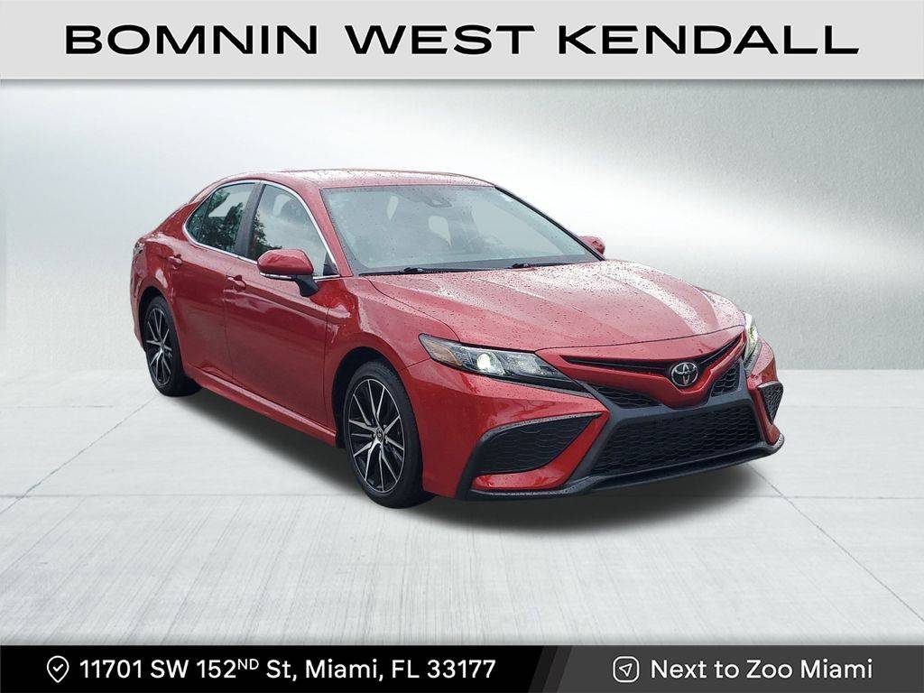 2023 Toyota Camry SE — Sedan — 18,024 mi — Miami, FL