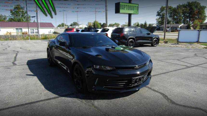 2018 Chevrolet Camaro 1LT — Coupe — 100,833 mi — Fort Wayne, IN