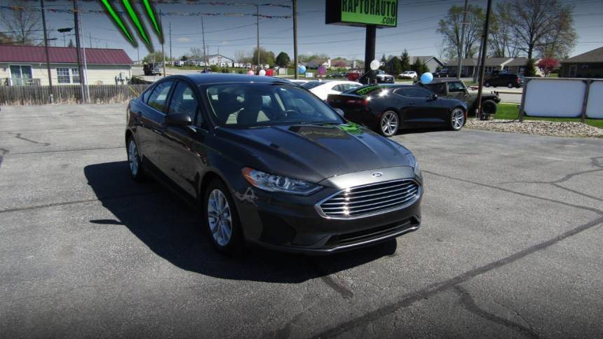 2020 Ford Fusion SE — Sedan — 110,173 mi — Fort Wayne, IN