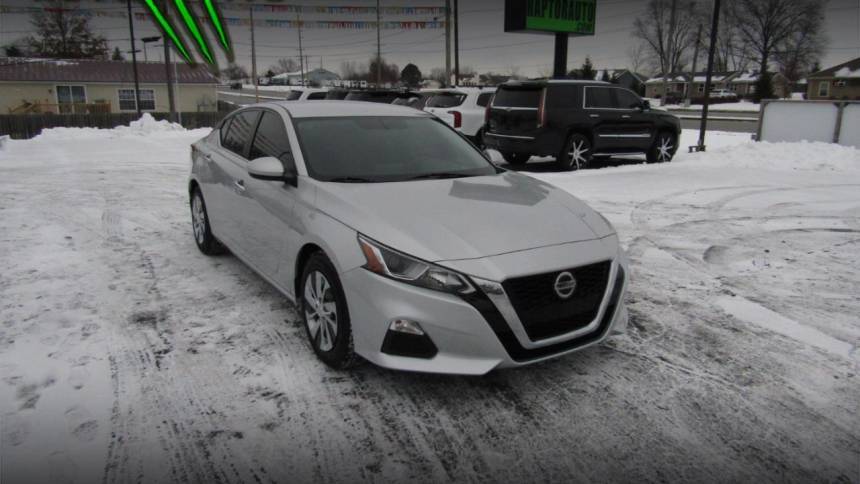 2019 Nissan Altima S — Sedan — 95,399 mi — Fort Wayne, IN
