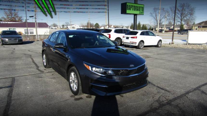 2017 Kia Optima LX — Sedan — 80,990 mi — Fort Wayne, IN