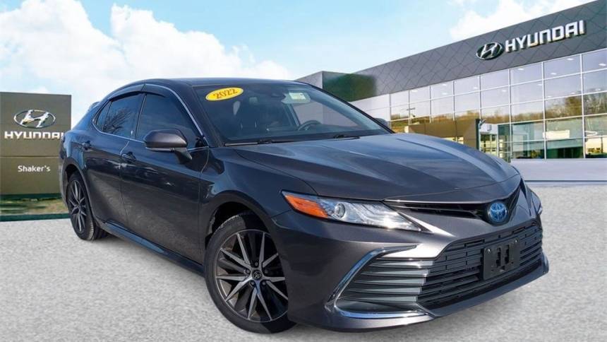2022 Toyota Camry Hybrid XLE — Sedan — 45,930 mi — Watertown, CT