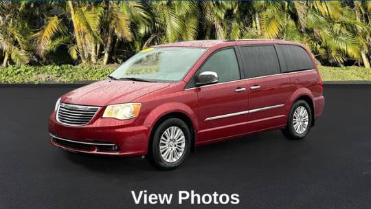 2015 Chrysler Town & Country Limited Platinum — Minivan — 104,980 mi — Bradenton, FL