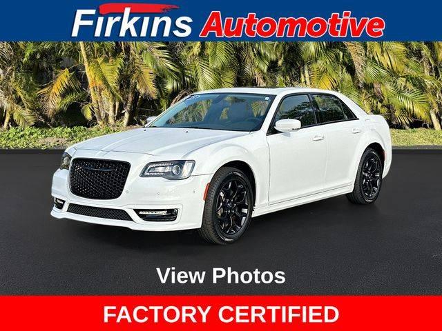2023 Chrysler 300 Touring L — Sedan — 17,242 mi — Bradenton, FL