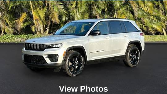 2023 Jeep Grand Cherokee Altitude — SUV — 10,095 mi — Bradenton, FL