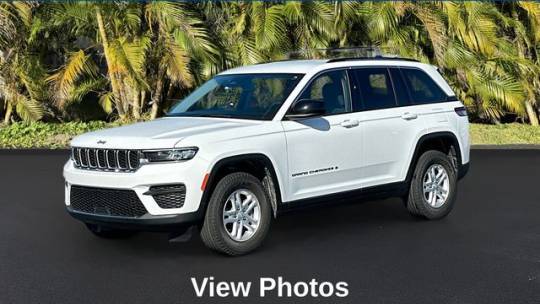 2023 Jeep Grand Cherokee Laredo — SUV — 10,682 mi — Bradenton, FL
