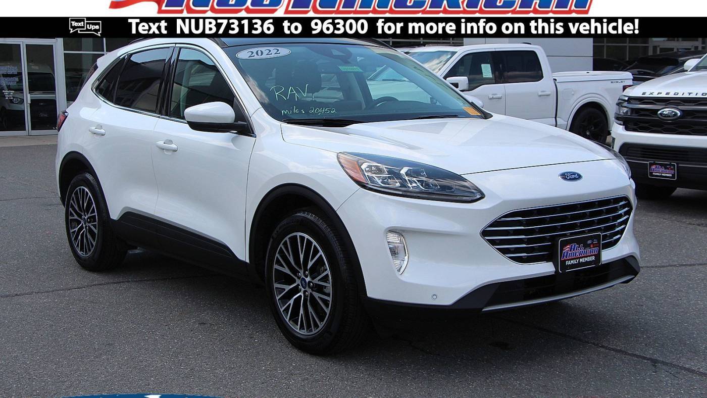 2022 Ford Escape Plug-In Hybrid Titanium