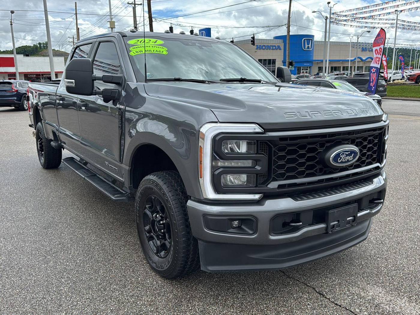 2024 Ford Super Duty F-350 XL — Pickup Truck — 16,440 mi — Ashland, KY