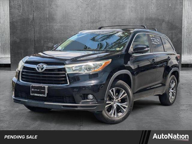 2016 Toyota Highlander XLE — SUV — 136,328 mi — Cerritos, CA