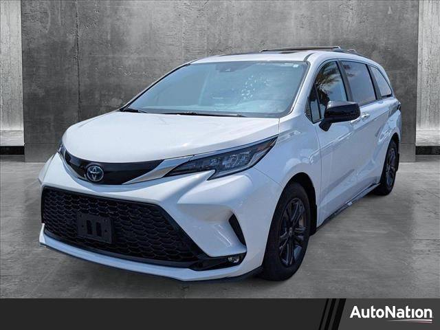 2024 Toyota Sienna XSE — Minivan — 26,537 mi — Cerritos, CA