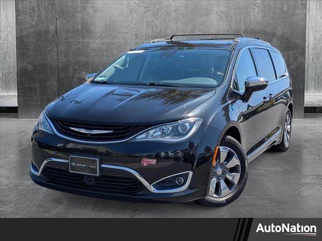 2018 Chrysler Pacifica Hybrid Limited — Minivan — 132,639 mi — Cerritos, CA