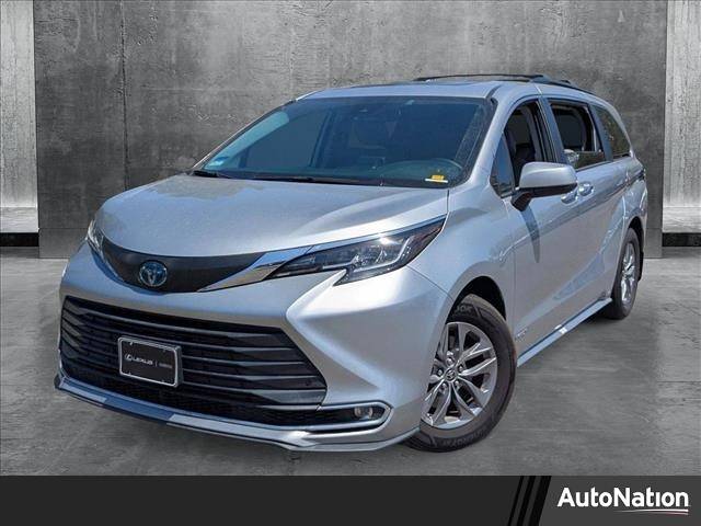 2021 Toyota Sienna XLE — Minivan — 101,904 mi — Cerritos, CA