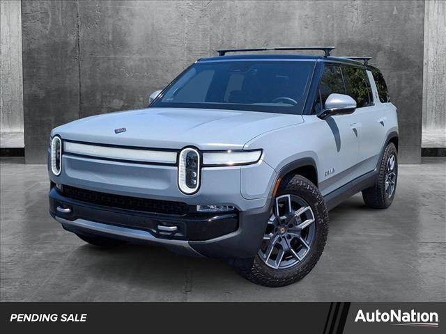 2023 Rivian R1S