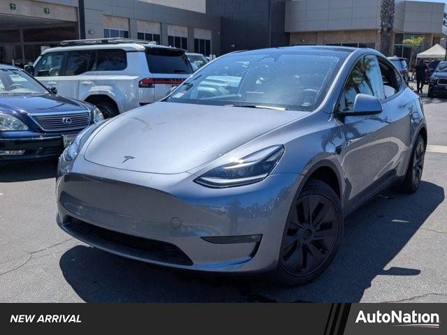 2025 Tesla Model Y Long Range — SUV — 64 mi — Cerritos, CA