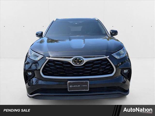 2022 Toyota Highlander XLE — SUV — 43,750 mi — Cerritos, CA