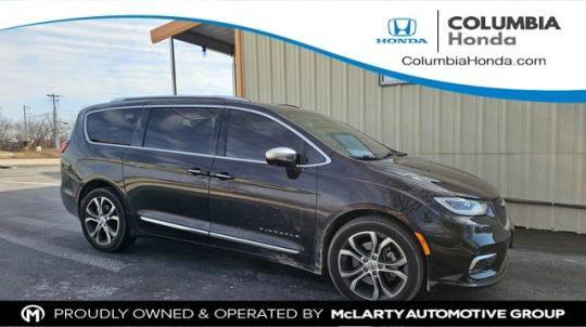 2021 Chrysler Pacifica Pinnacle — Minivan — 120,590 mi — Columbia, MO