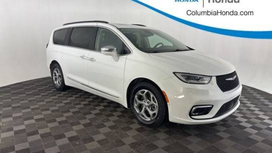2022 Chrysler Pacifica Limited — Minivan — 82,636 mi — Columbia, MO