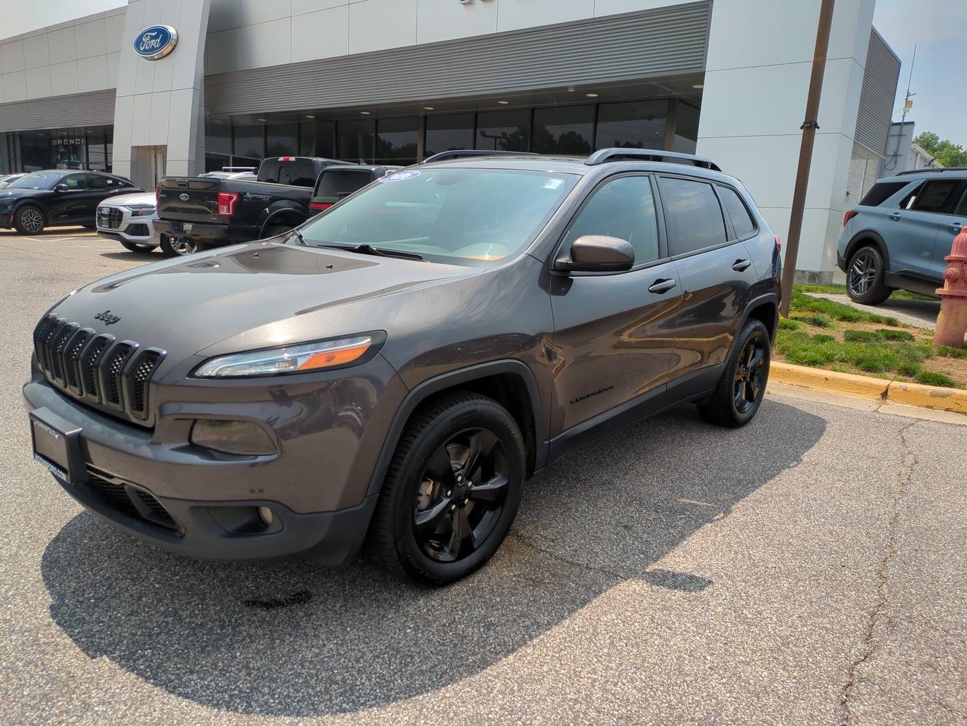 2016 Jeep Cherokee Altitude — SUV — 111,294 mi — Annapolis, MD