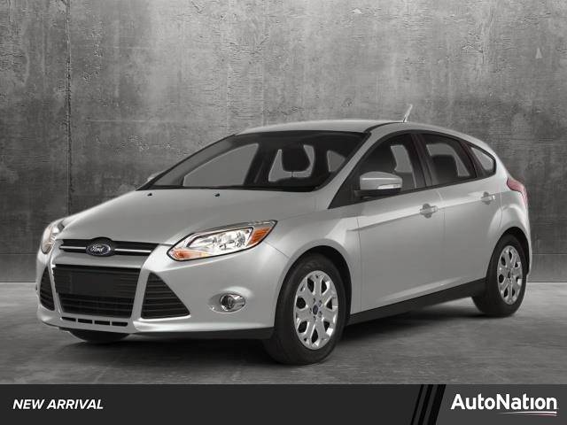 2014 Ford Focus SE — Hatchback — 121,868 mi — Valencia, CA