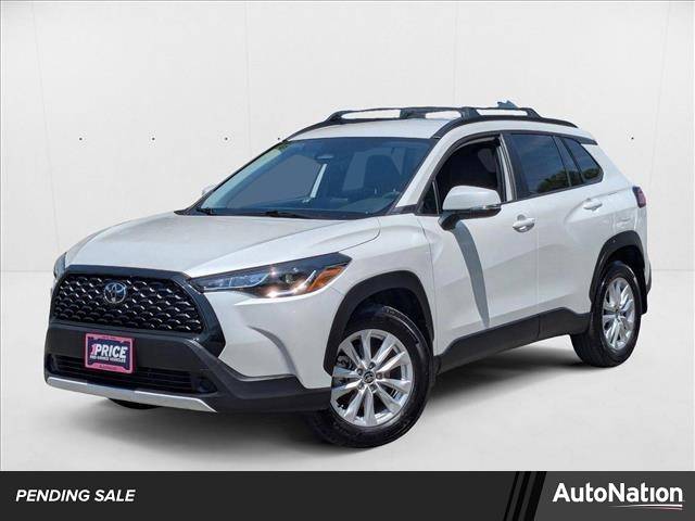 2024 Toyota Corolla Cross LE — SUV — 15,141 mi — Valencia, CA