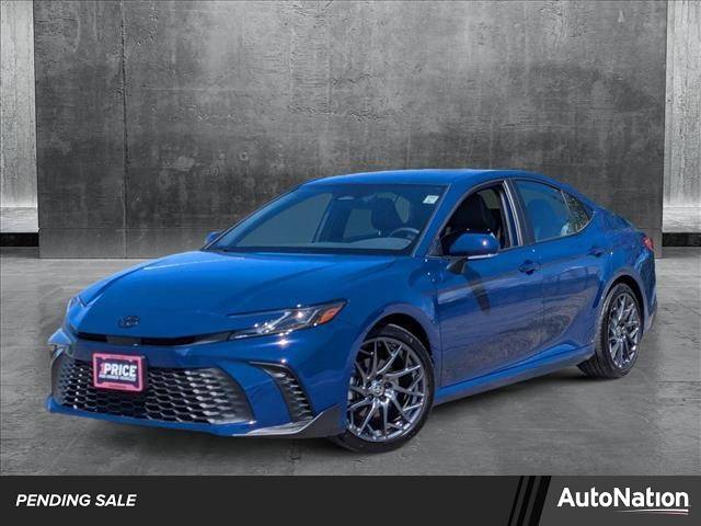 2025 Toyota Camry SE — Sedan — 2,079 mi — Valencia, CA