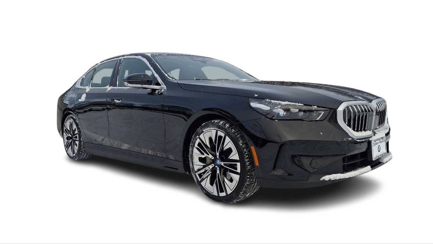 2024 BMW i5 eDrive40 — Sedan — 5,680 mi — Morristown, NJ