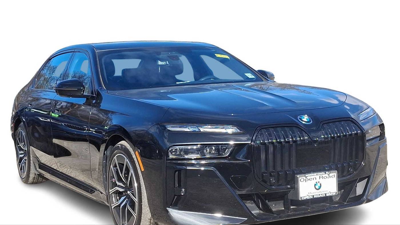 2024 BMW i7 xDrive60 — Sedan — 7,607 mi — Morristown, NJ