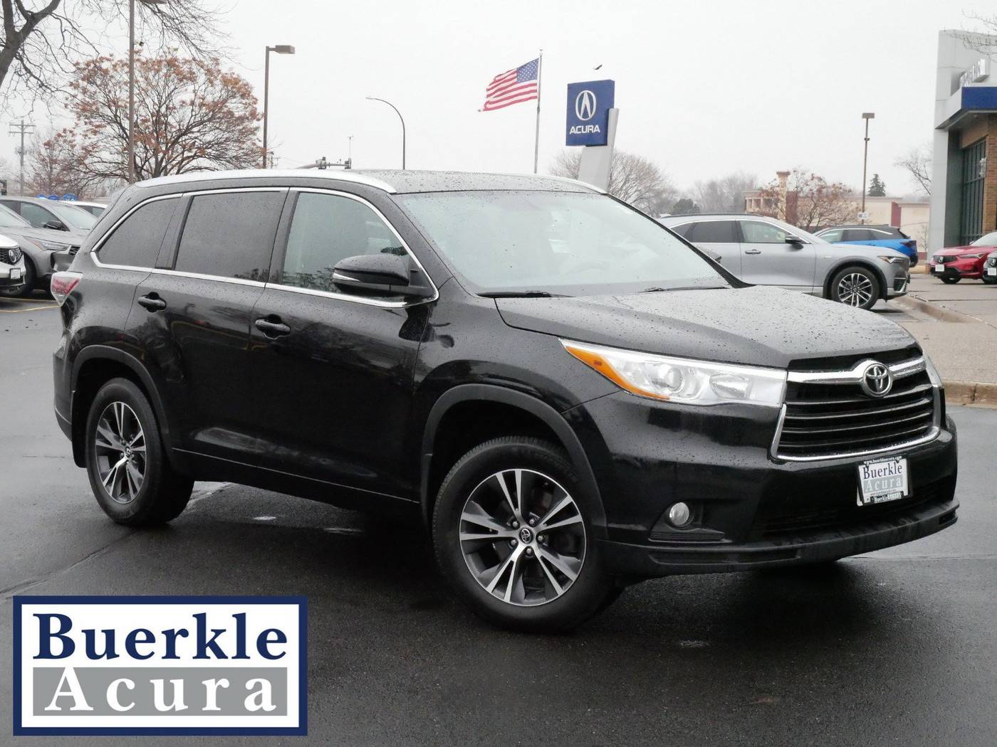 2016 Toyota Highlander XLE — SUV — 118,583 mi — Minneapolis, MN